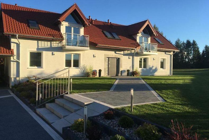 Villa Sadula - Apartamenty Na Mazurach Старе Саде Екстериор снимка