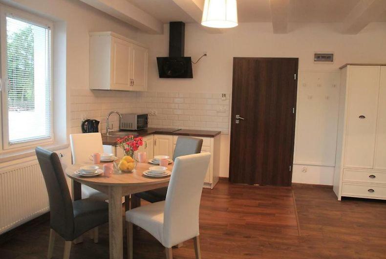 Villa Sadula - Apartamenty Na Mazurach Старе Саде Екстериор снимка